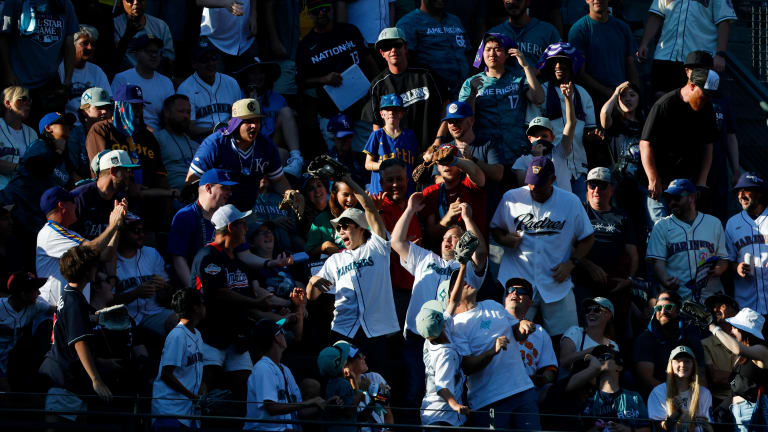 Fans Chant "Sell the Team" at MLB All-Star Game in Support of Oakland A's Fans